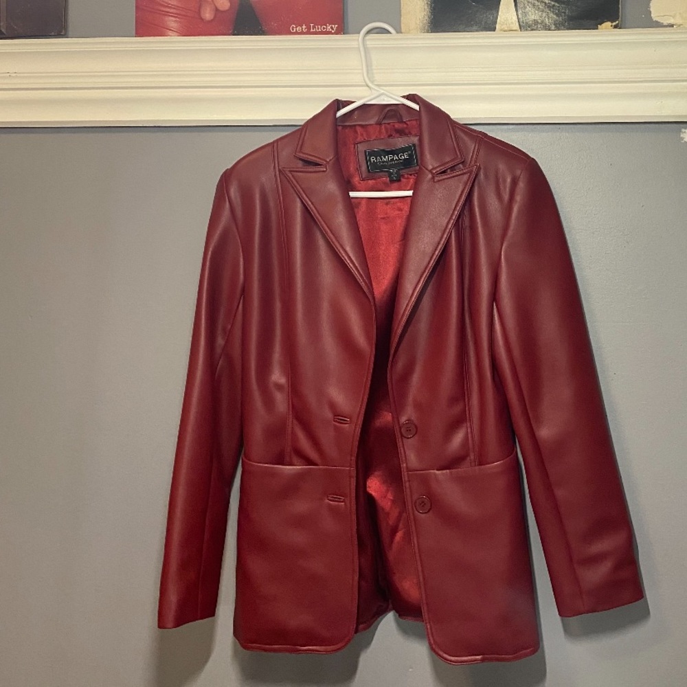 Red leather blazer 💌